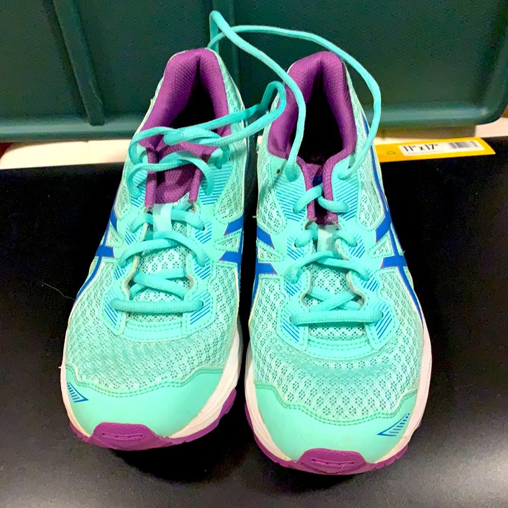 ASICS GT-1000